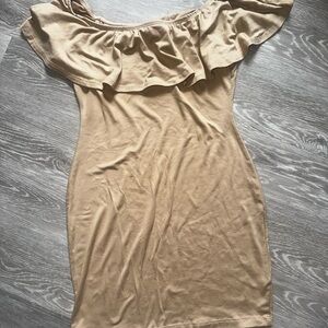 Off-Shoulder Ruffle Bodycon Dress in Tan